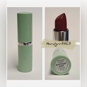 *BRAND NEW* Clinique A Different Grape Lipstick